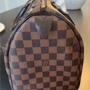 Louis Vuitton speedy30 bag